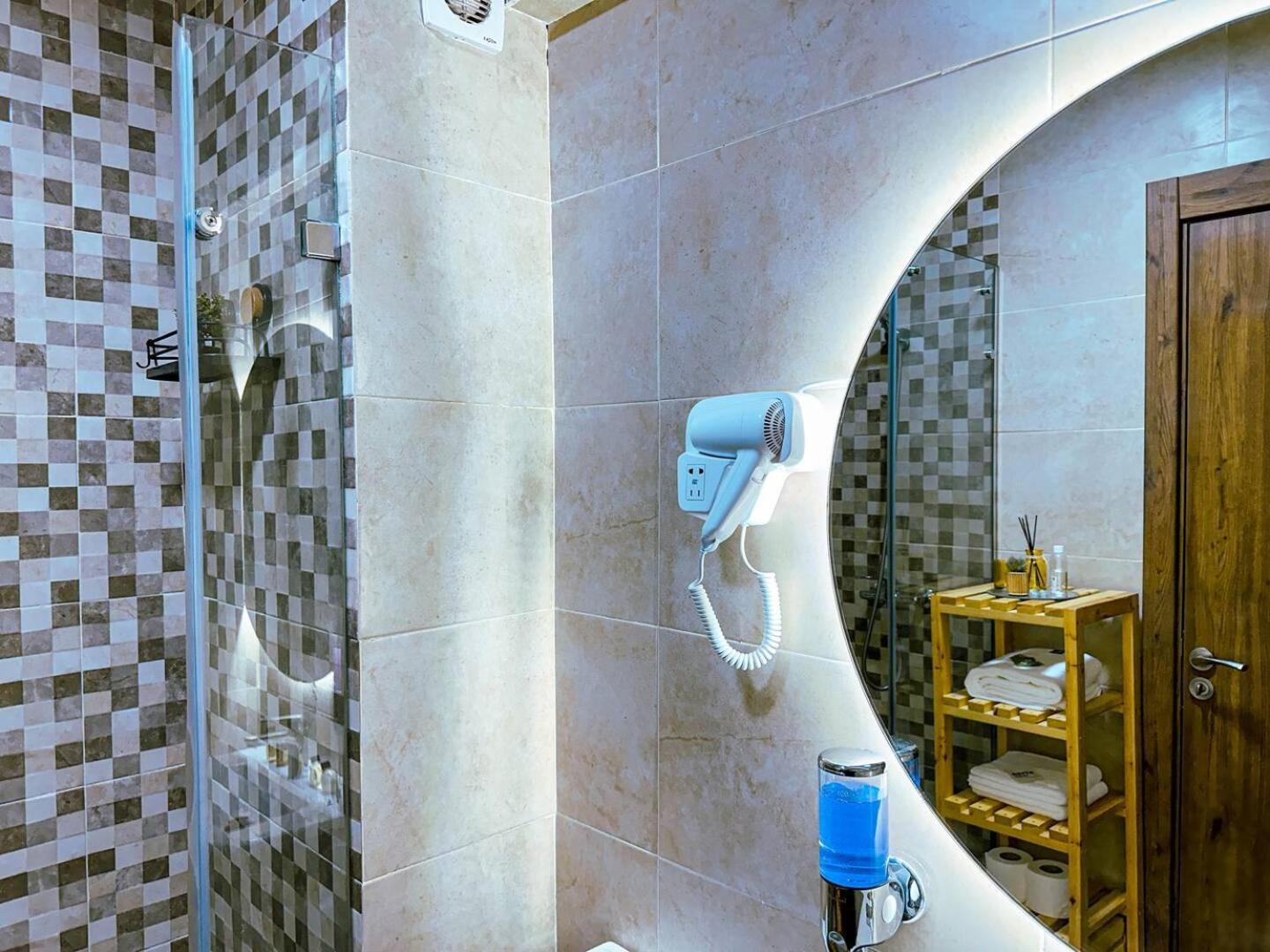 Au Centre De Marrakech Wi-fi,smart Tv, Pool Apartment *