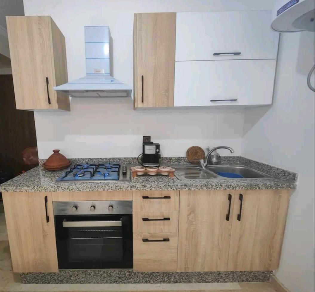 Apartment Au Centre De Marrakech Wi-fi,smart Tv, Pool *